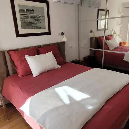 La Valentine 2 Bed & Breakfast